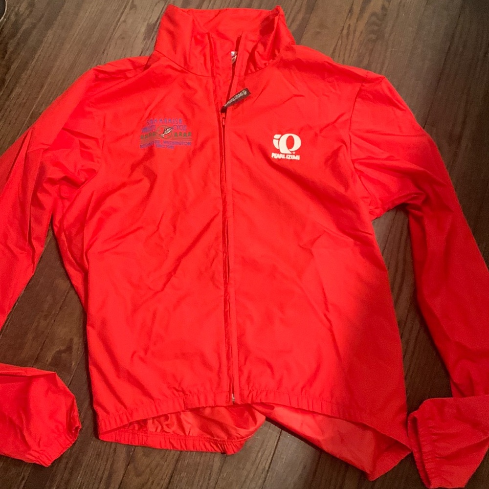 1980’s Pearl Izumi cycling windbreaker.